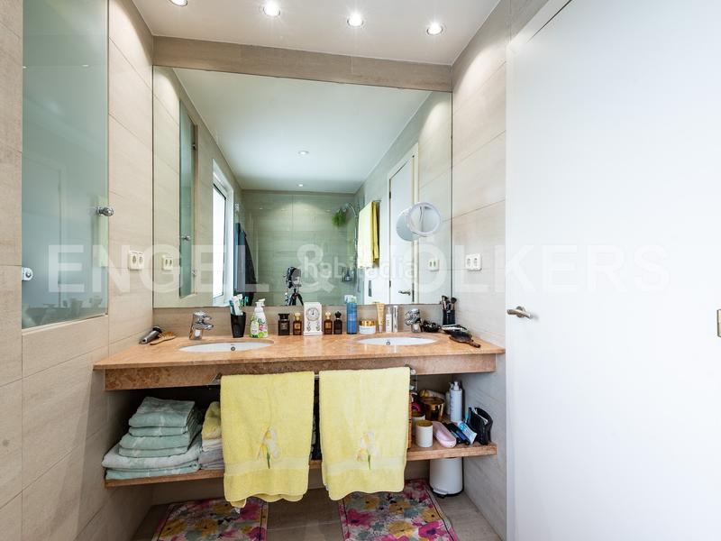 Foto 2f57ce35-d992-4b41-b40b-f7af1cac4d23. Rent house with heating parking pool in Pedralbes Barcelona