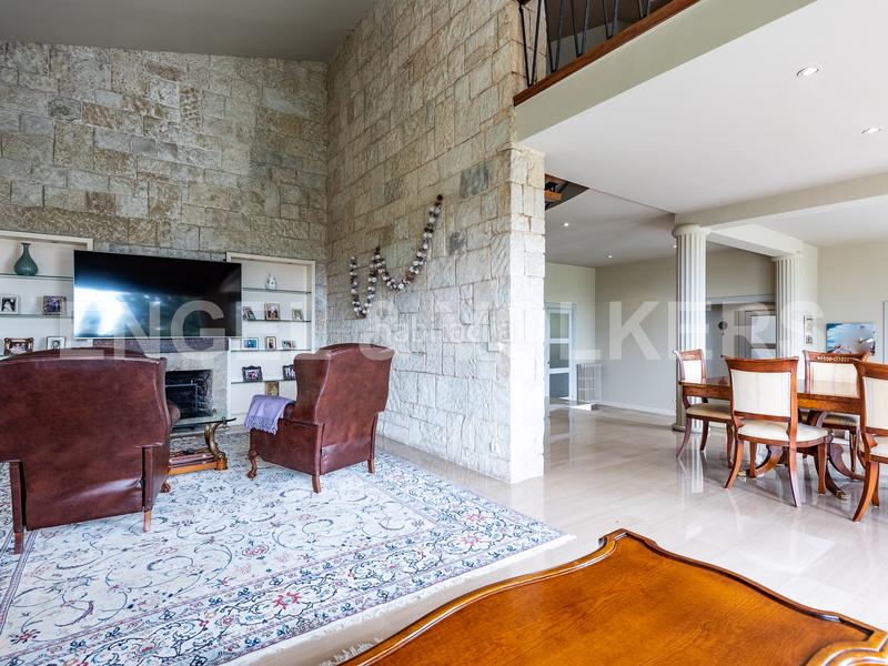 Foto 561fba01-8fb1-4ba2-98ee-0440a0d2d03d. Rent house with heating parking pool in Pedralbes Barcelona