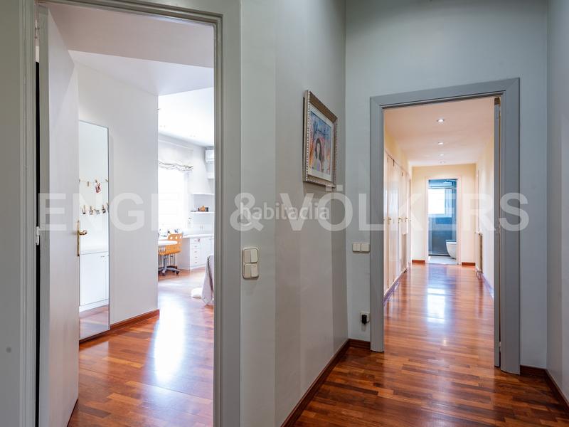 Foto 6849d5b0-2ab2-421e-8794-a96ee25243b3. Rent house with heating parking pool in Pedralbes Barcelona