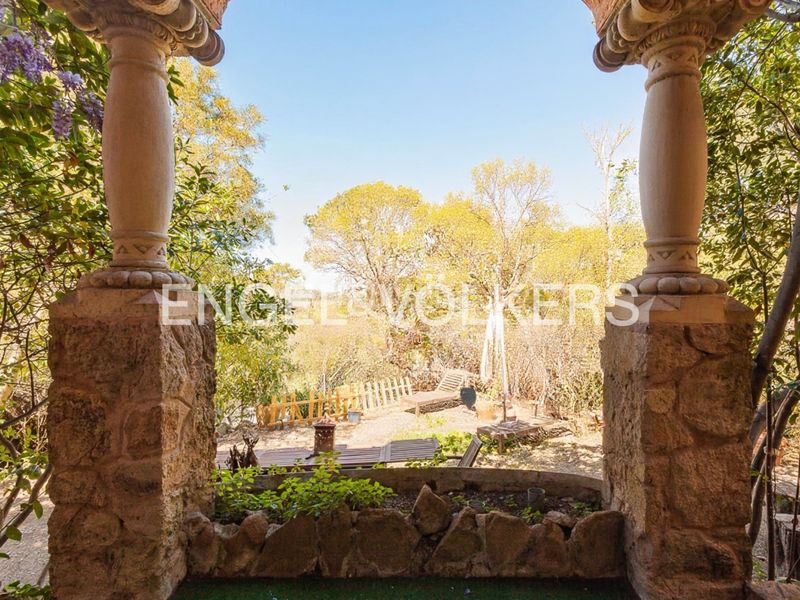 Foto 44bdaad7-beb7-4fdf-9ed4-a52042424f63. Casa amb calefacció aparcament piscina a Vallvidrera - Tibidabo - Les Planes Barcelona