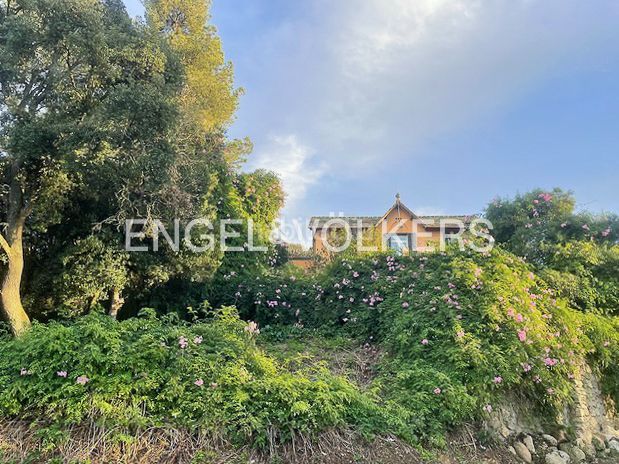 Foto cc9a7334-aff3-460a-b91e-ce79c7eca71a. Casa amb calefacció aparcament piscina a Vallvidrera - Tibidabo - Les Planes Barcelona