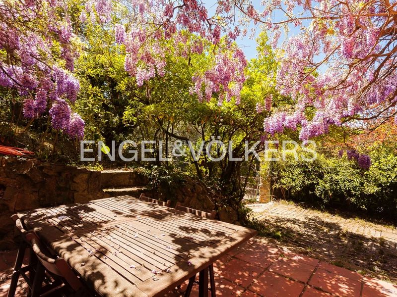 Foto f4ba79e9-f5f5-4c24-bc03-18a7b31224ed. Casa amb calefacció aparcament piscina a Vallvidrera - Tibidabo - Les Planes Barcelona