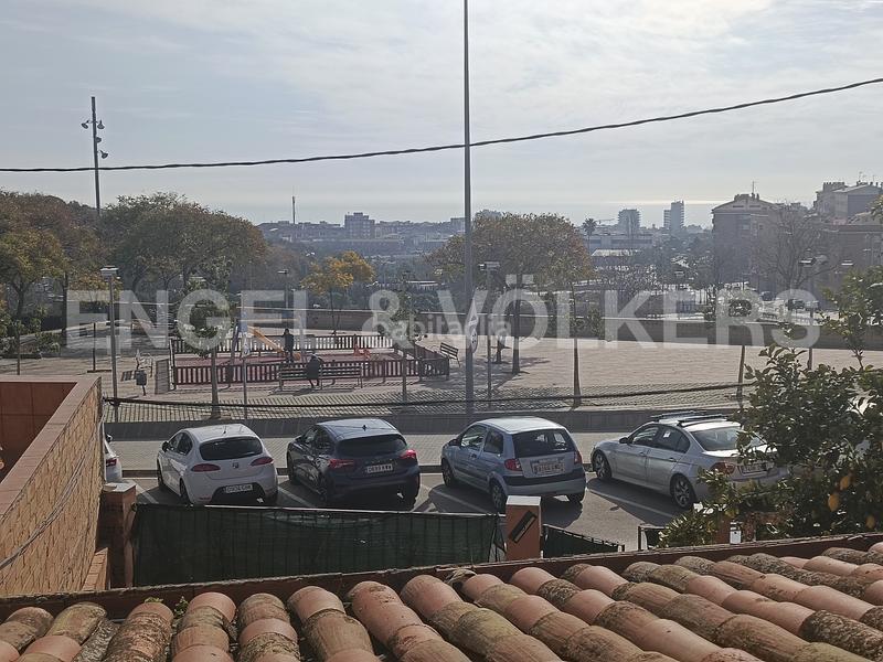 Foto 359f8be7-b8ad-4e4f-b4a3-3cd59658d252. Terrain résidentiel dans Bonavista Badalona