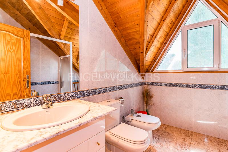 Foto 8f37de3f-e772-4372-9fd9-4701165d76b2. Casa con riscaldamento in Arenys de Munt