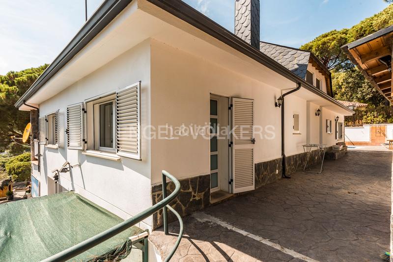 Foto a146d7bb-c2d6-41dd-ae4e-6687272bdb88. Casa con riscaldamento in Arenys de Munt