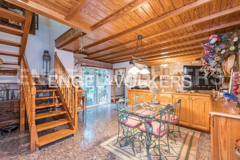 Foto 407d563e-5498-4925-9a97-092bc96754be. Casa amb calefacció aparcament a Castellnou-Can Mir-Can Solà Rubí