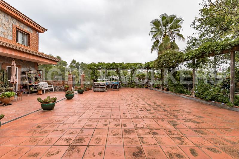 Foto ae8c3434-c72f-4103-8c89-777262027c85. Casa amplia casa en el centro de castellnou en Castellnou-Can Mir-Can Solà Rubí