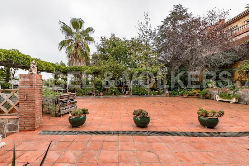 Foto b7927c07-1ab8-49db-9605-7cf43e4f5ea6. Casa amplia casa en el centro de castellnou en Castellnou-Can Mir-Can Solà Rubí