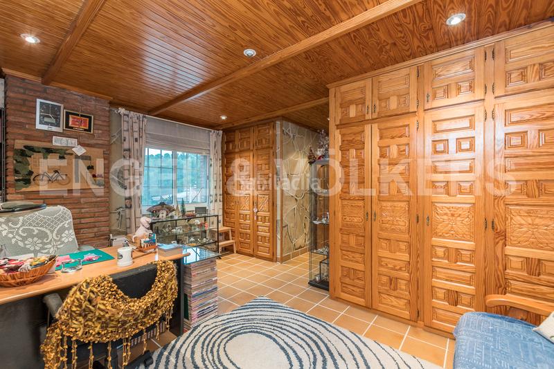 Foto e1bbf168-5e4b-4a99-9acd-186eb6e114d8. Casa amplia casa en el centro de castellnou en Castellnou-Can Mir-Can Solà Rubí