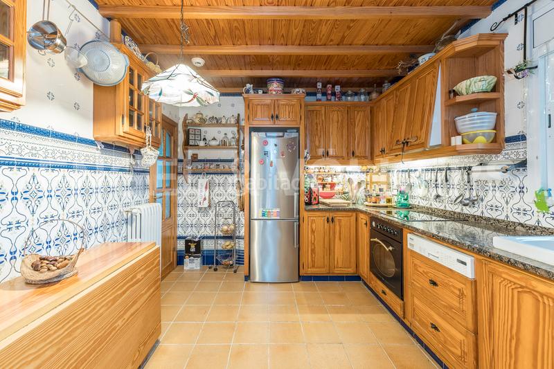 Foto f7ddbe4d-ddf8-450a-859a-54ef5959d094. Casa amplia casa en el centro de castellnou en Castellnou-Can Mir-Can Solà Rubí