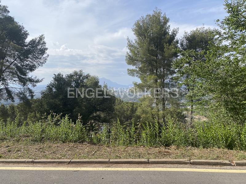 Foto 1ab4679b-bdfe-4512-b5b3-402b93a7745b. Wohngrundstück in Martorell