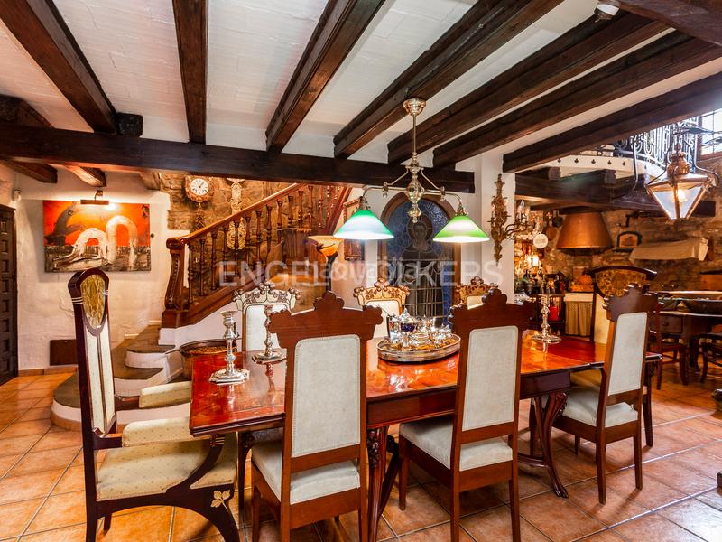 Foto 1612dee9-54db-49d5-86ad-c9739dfd87c6. Maison avec chauffage parking piscine dans Congost-Santa Caterina Manresa