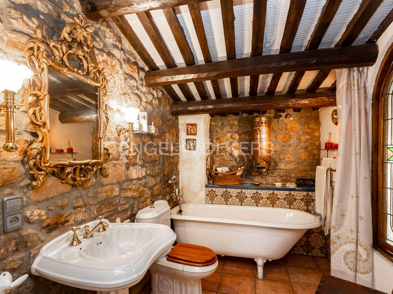 Foto 1bfc6fbe-f109-4fce-ab46-bed536df2794. Maison avec chauffage parking piscine dans Congost-Santa Caterina Manresa