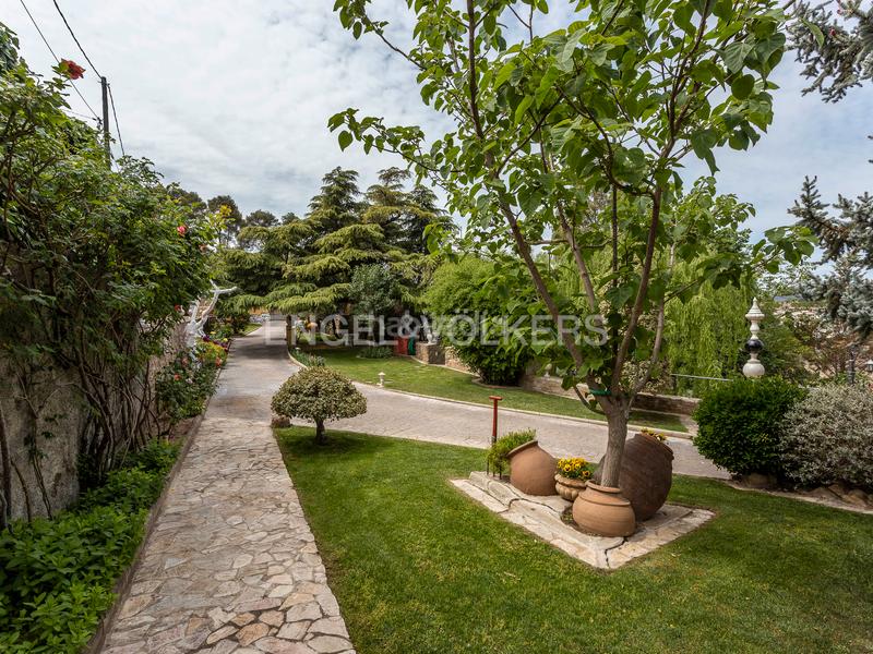 Foto 31879e1f-ed35-4326-9d90-533c6b2f6d12. Maison avec chauffage parking piscine dans Congost-Santa Caterina Manresa