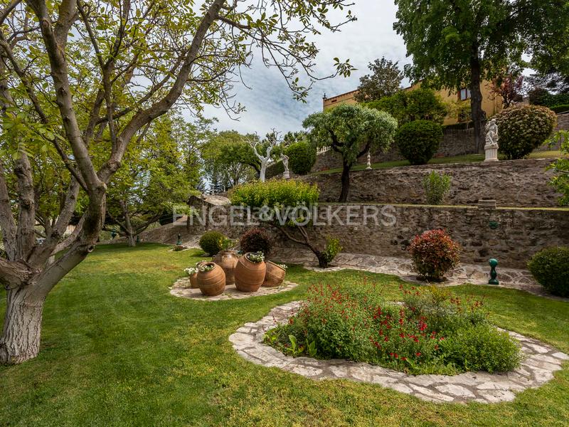 Foto 5cb76a65-af4a-47fe-9e86-25efaad37523. Maison avec chauffage parking piscine dans Congost-Santa Caterina Manresa