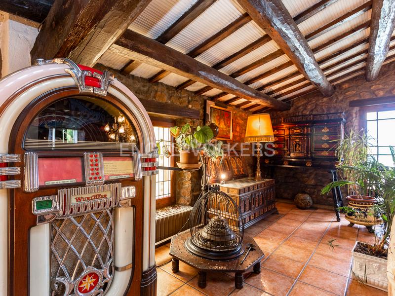 Foto f2985bfd-49b8-4529-8006-14c9ecc369e1. Maison avec chauffage parking piscine dans Congost-Santa Caterina Manresa