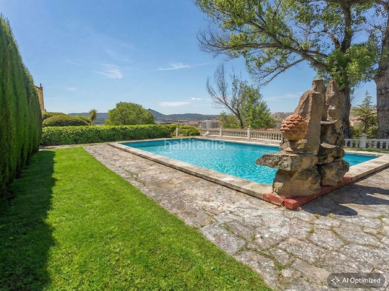 Foto 8f1a702e-1d58-418e-a11f-f1422d4bf975. Casa amb calefacció aparcament piscina a Congost-Santa Caterina Manresa