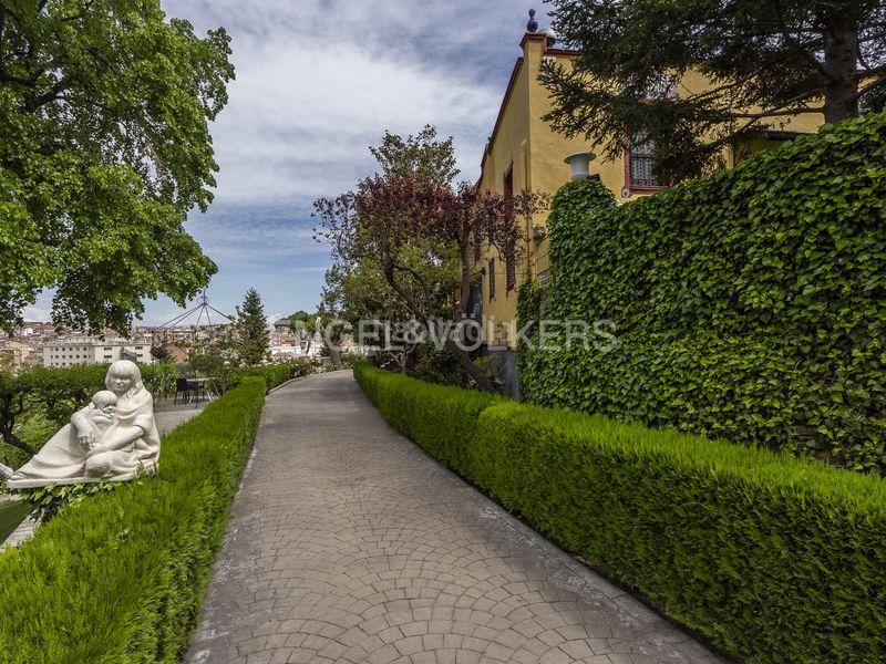 Foto 90b7b6d0-0a9d-48f9-918b-8338d0c062a5. Casa amb calefacció aparcament piscina a Congost-Santa Caterina Manresa