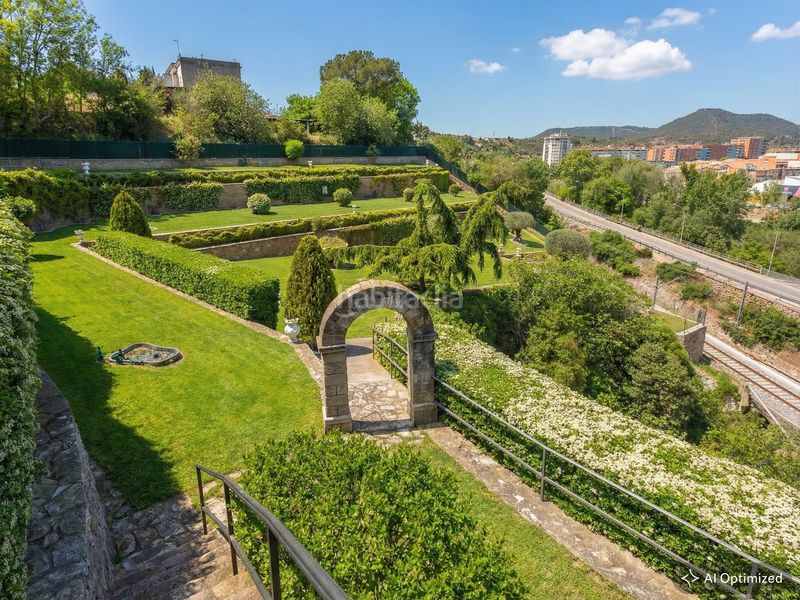 Foto a7d1e302-ea4b-4623-b71f-f8495d097c0b. Casa amb calefacció aparcament piscina a Congost-Santa Caterina Manresa