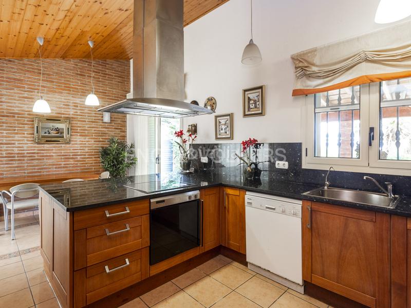 Foto 01aac8f7-ed7e-4fdc-8795-ba7161f8c95f. Maison avec chauffage piscine dans Urbanitzacions Sant Pol de Mar