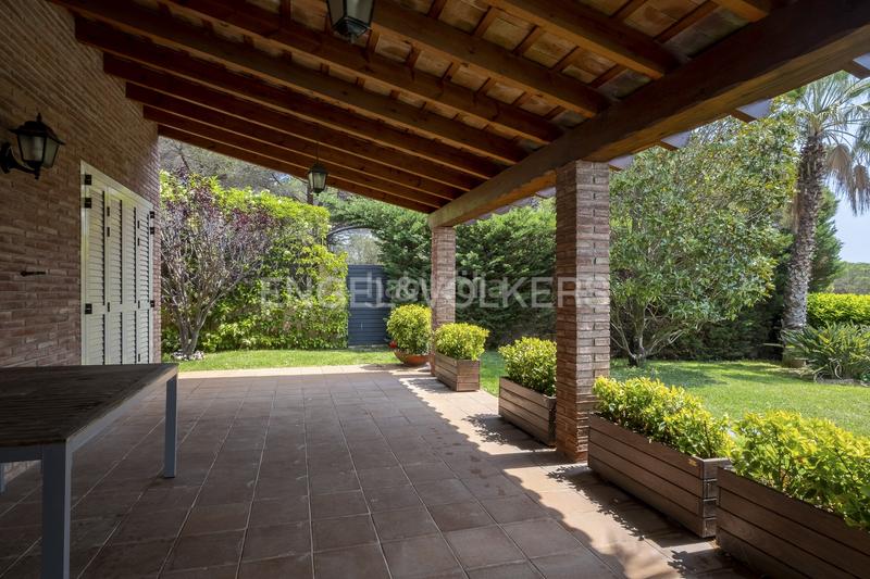 Foto 0c4e84d5-8b78-4235-8d62-2adf1dd2c1d4. Maison avec chauffage piscine dans Urbanitzacions Sant Pol de Mar