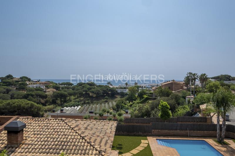 Foto 2060a8ee-aca5-4af6-bd4f-65cd1b9f6c28. Maison avec chauffage piscine dans Urbanitzacions Sant Pol de Mar