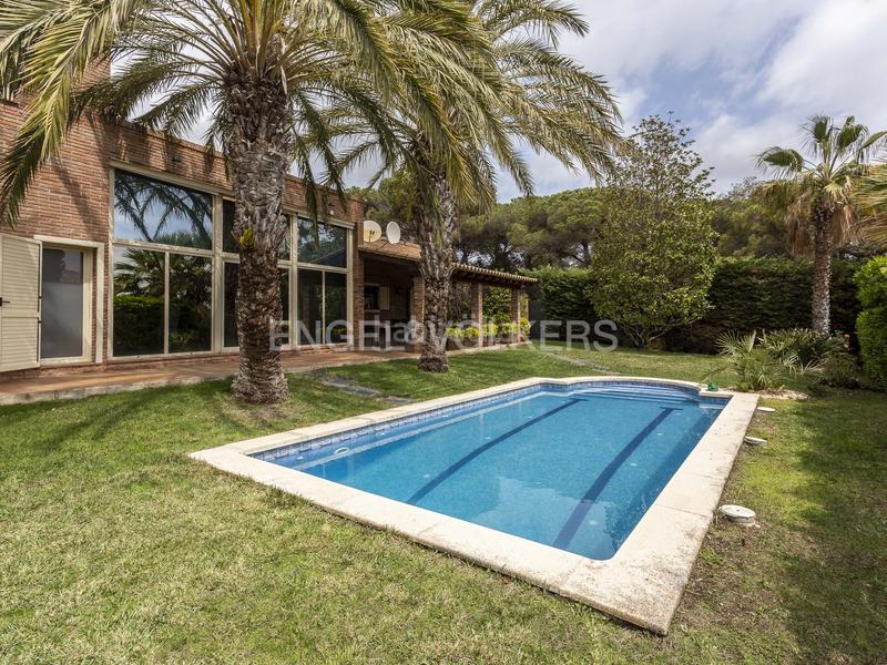 Foto 7849fac8-695c-4d2f-8560-9bba53dc914d. Maison avec chauffage piscine dans Urbanitzacions Sant Pol de Mar