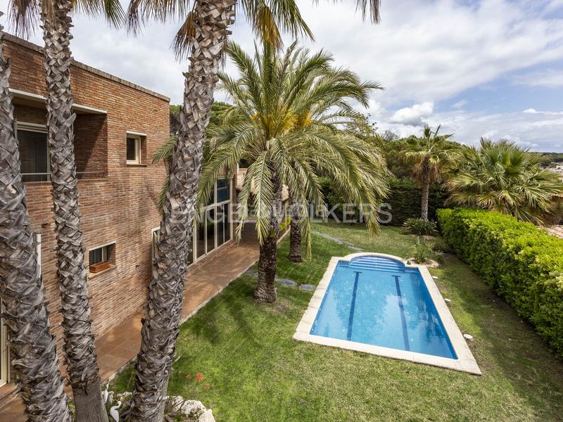 Foto cc00f6f3-09ec-4cd8-9e9d-621e2d045cac. Maison avec chauffage piscine dans Urbanitzacions Sant Pol de Mar