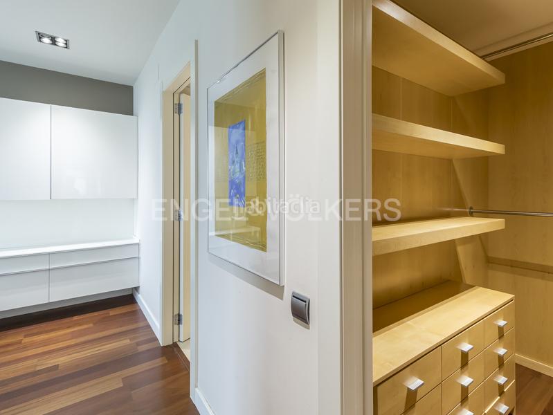 Foto 330c95c2-b3c6-45d3-ae11-3126e7cd8f71. Apartament amb calefacció aparcament piscina a Diagonal Mar i el Front Marítim del Poblenou Barcelona