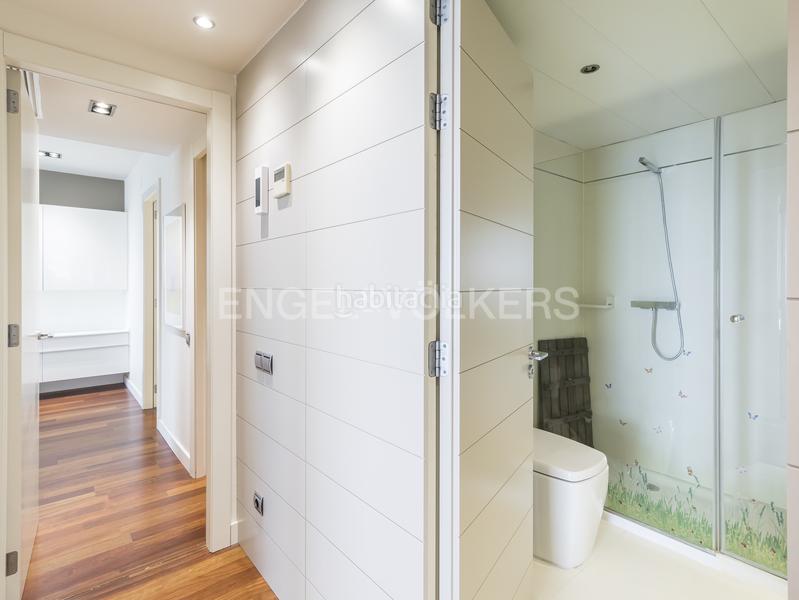 Foto 3f296ab8-7b3b-4d2a-accb-2be79654fa89. Apartament amb calefacció aparcament piscina a Diagonal Mar i el Front Marítim del Poblenou Barcelona