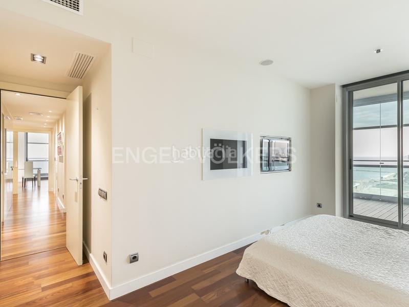 Foto 5cd5f1b2-ca06-44db-a58a-53e405bc12fc. Apartament amb calefacció aparcament piscina a Diagonal Mar i el Front Marítim del Poblenou Barcelona