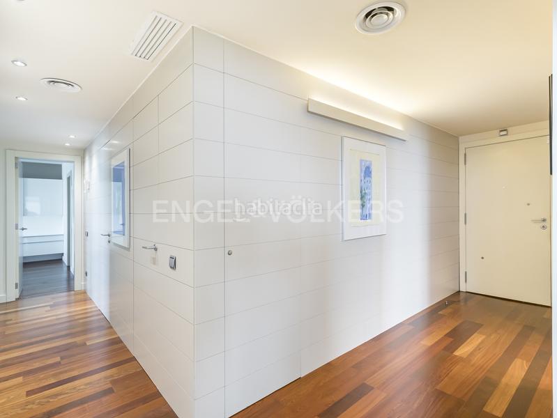 Foto 678869d7-8c28-4497-953e-1c841a34c4c7. Apartament amb calefacció aparcament piscina a Diagonal Mar i el Front Marítim del Poblenou Barcelona