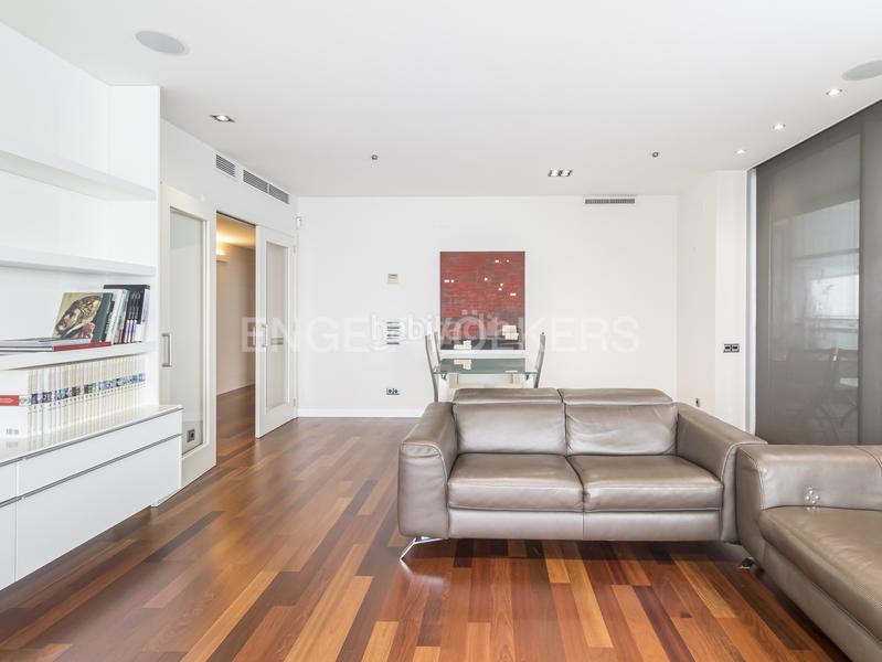 Foto 89ef9da6-33d7-4d91-a8b6-6530b72ae957. Apartament amb calefacció aparcament piscina a Diagonal Mar i el Front Marítim del Poblenou Barcelona