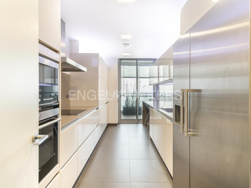 Foto a317b190-7cce-4585-98e9-3f43b9755b25. Apartament amb calefacció aparcament piscina a Diagonal Mar i el Front Marítim del Poblenou Barcelona