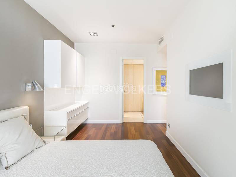 Foto f585dad5-e962-4b7e-9b46-026498db8491. Apartament amb calefacció aparcament piscina a Diagonal Mar i el Front Marítim del Poblenou Barcelona