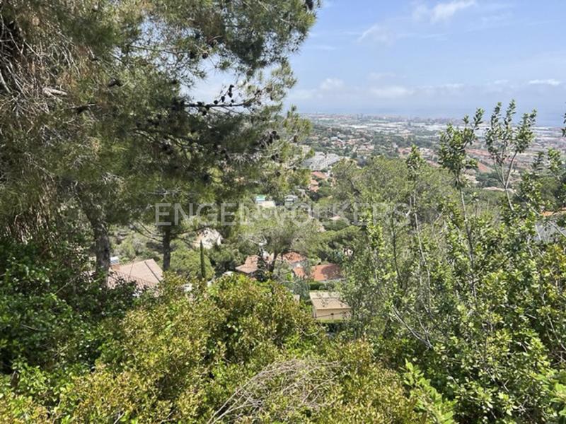 Foto baa36011-8768-4886-b2cd-c6603cf6d63b. Terreny residencial a Premià de Dalt