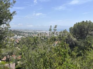 Wohngrundstück in Premià de Dalt. Terreno con vistas espléndidas