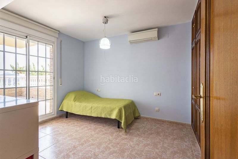 Foto 03bd35f6-708a-477b-b9d9-0492c0b54e11. Casa amb calefacció aparcament piscina a Cervelló