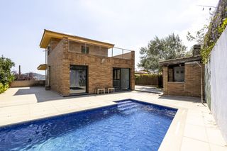 Haus in Cervelló. Grandes espacios rodeados de naturaleza y tranquilidad