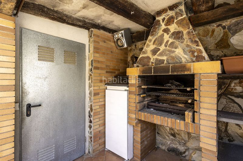 Foto 881f99b6-ca77-4aa1-b143-501110a95882. Casa amb calefacció aparcament piscina a Cervelló