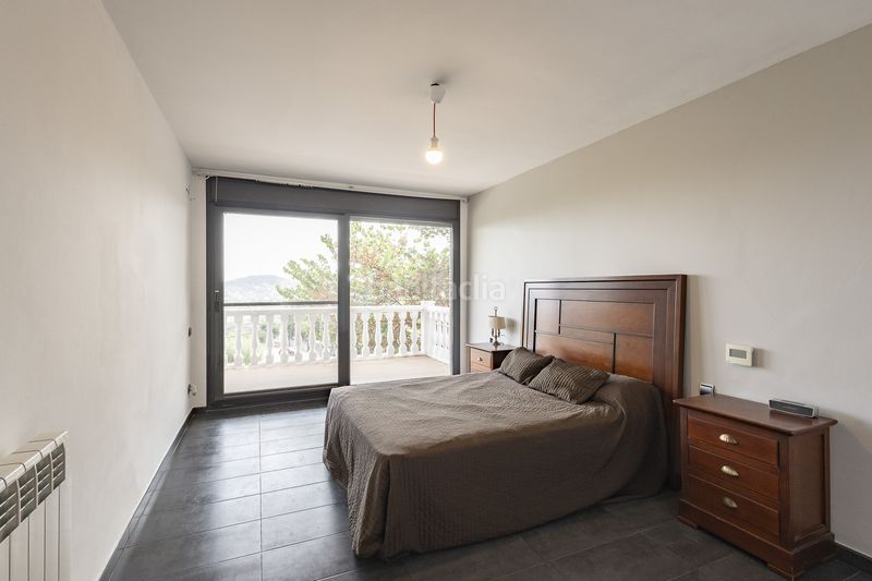 Foto b8ebaaf7-c04d-4137-8663-7e4db25ae8c5. Casa amb calefacció aparcament piscina a Cervelló