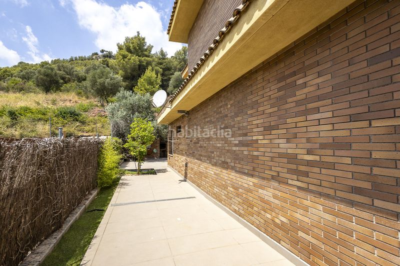 Foto c15ae953-d938-4901-a75c-6127366365eb. Casa amb calefacció aparcament piscina a Cervelló