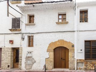 Casa a Creixell. Preciosa casa de pueblo para finalizar