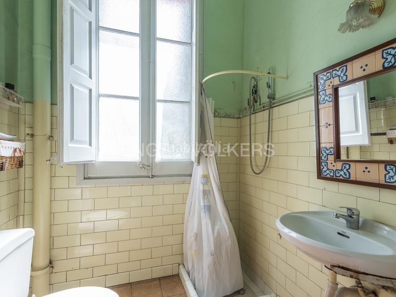 Foto d48a631f-cf53-4582-9391-ad0c9c1199da. Casale con riscaldamento piscina in Poble - Casc Antic Castellar del Vallès