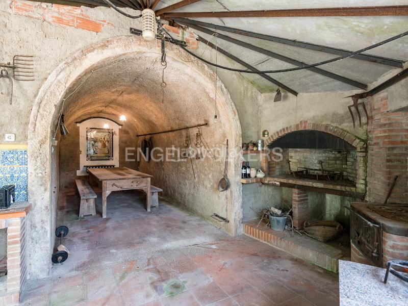 Foto ea0117ba-a803-4b9a-849c-779efa616c87. Casale con riscaldamento piscina in Poble - Casc Antic Castellar del Vallès