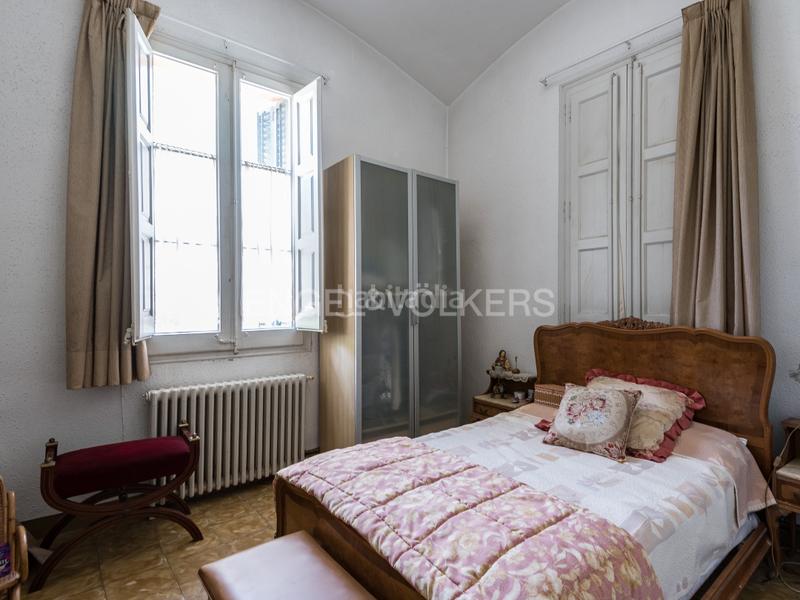 Foto fae3ad03-3434-4553-9b67-9d3502add552. Casale con riscaldamento piscina in Poble - Casc Antic Castellar del Vallès