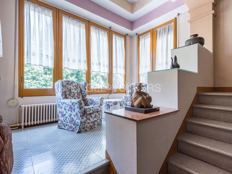 Foto ffe2b5cc-a8ec-4a80-933f-bc316e176fad. Casale con riscaldamento piscina in Poble - Casc Antic Castellar del Vallès