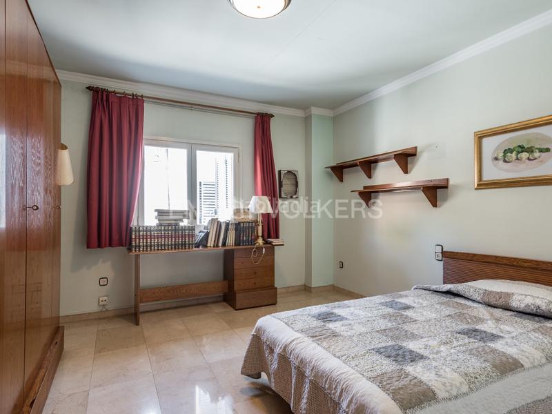 Foto 731dd9c5-404f-4e38-b0c5-34aa5bd262d3. Casa amb calefacció aparcament piscina a Centre Sabadell