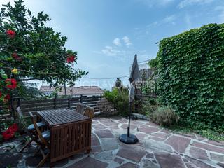 Maison à Premià de Dalt. Coqueta casa en planta con terraza y vistas