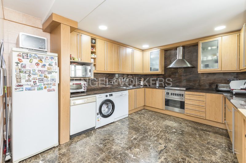 Foto 0f0fd012-3dbd-4fb1-99ec-8ae95bc04de0. Casa amb calefacció aparcament piscina a Centre-Nucli Antic Premià de Mar